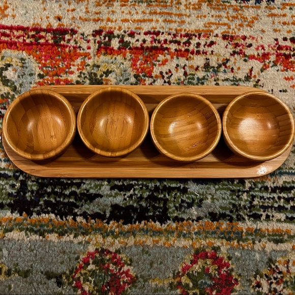 The Pampered Chef Dining Pampered Chef Bamboo Cracker Tray 4 Mini